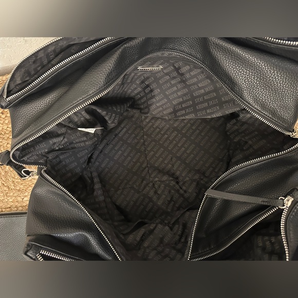 Steve Madden Black Pebbled Faux Leather Weekender Bag with Crossbody Strap - Picture 8 of 8